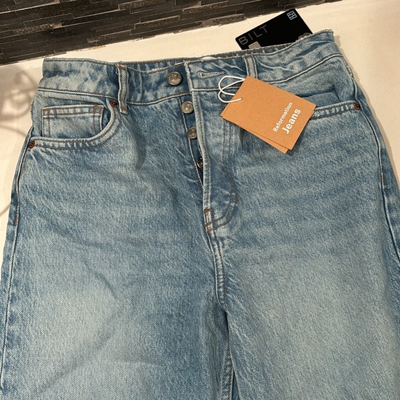 NWT Reformation Cynthia High Rise Straight Long Jeans color: Kenia size 26 - Picture 4 of 6